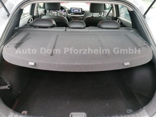 Kia XCeed 1.6 D 48V DCT Vision + Komfort-Paket