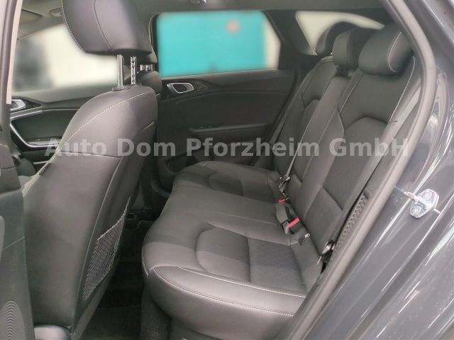 Kia CEED SW 1,6 PHEV DCT/Platinum/Panorama