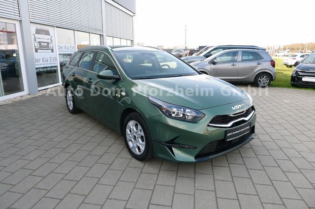 Kia Ceed SW 1.5T DCT Vision / Komfort+