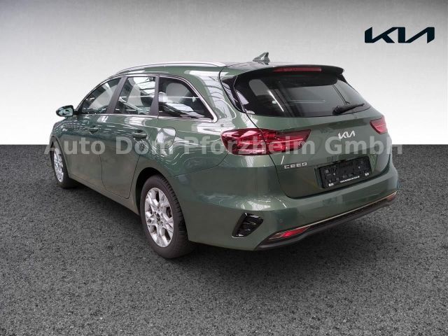 Kia Ceed SW 1.5T DCT Vision / Komfort+