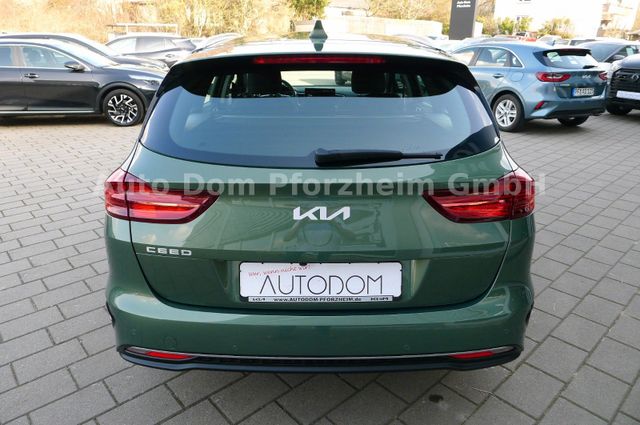 Kia Ceed SW 1.5T DCT Vision / Komfort+