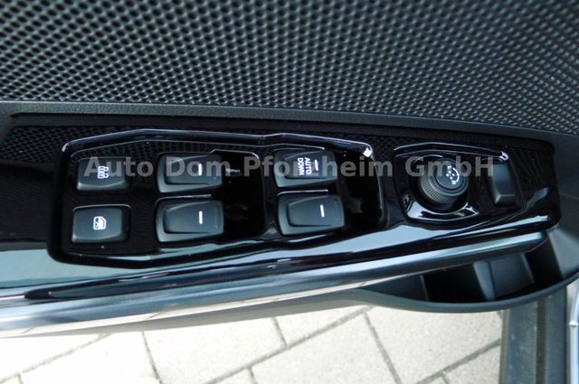 KGM Tivoli 1,5T NOMAD /FWD/AT/KAMERA