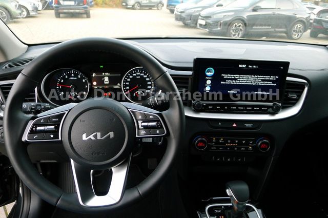 Kia XCeed 1.5 T-GDI DCT Vision + Komfort-Paket/NAVI
