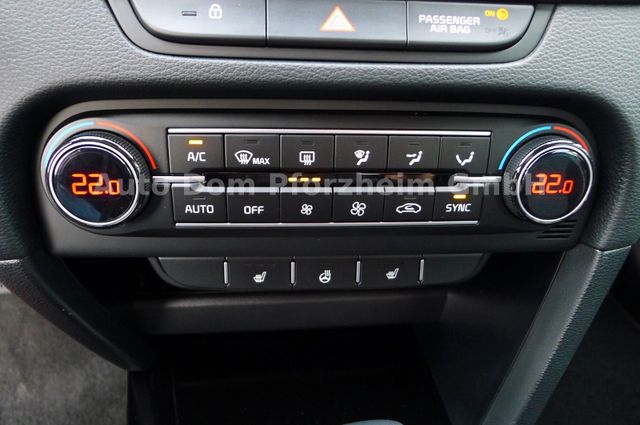 Kia XCeed 1.5 T-GDI DCT Vision + Komfort-Paket/NAVI