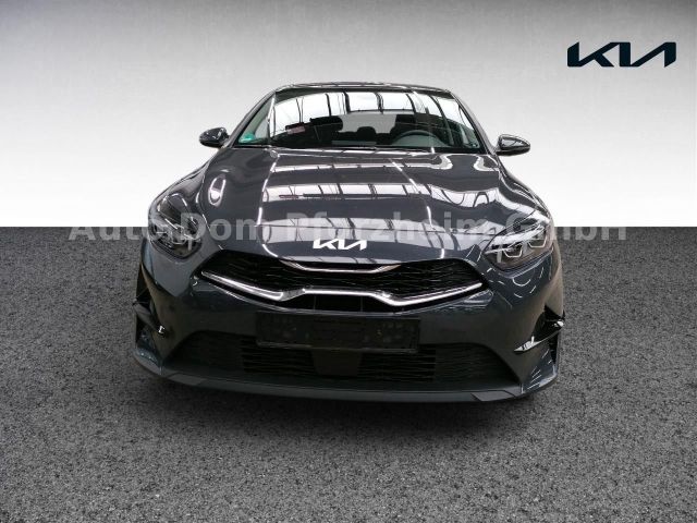 Kia Ceed 1.5T DCT7 SPIRIT /NAVI/UVO