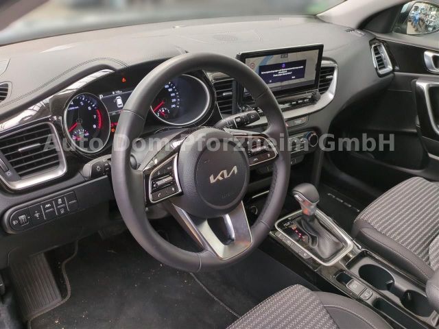 Kia Ceed SW 1.5T DCT Vision / Komfort+