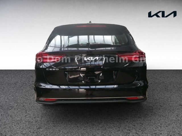 Kia CEED SW 1,5T DCT Spirit /UVO/NAVI