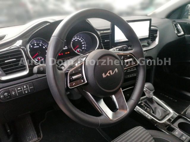 Kia CEED SW 1,5T DCT Spirit /UVO/NAVI