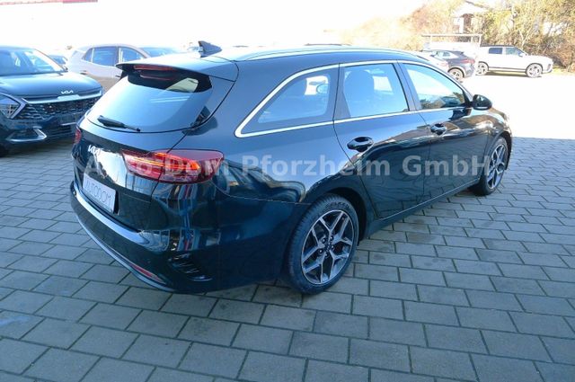 Kia CEED SW 1,5T DCT Spirit /UVO/NAVI