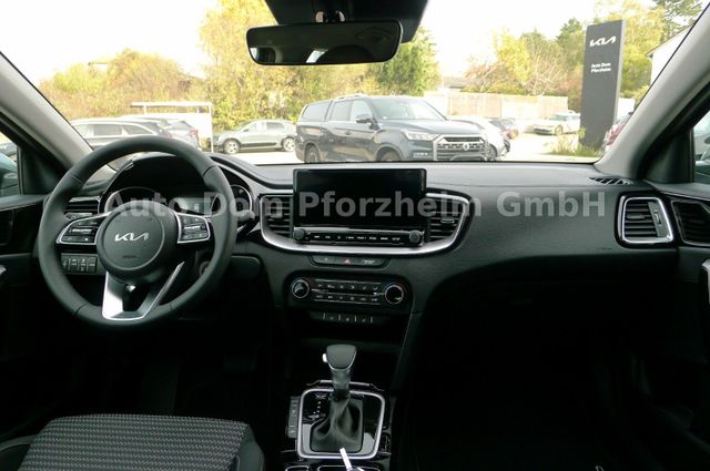 Kia Ceed SW 1.5T DCT Vision / Komfort+