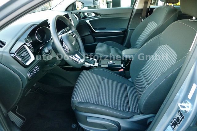 Kia Ceed SW 1.5T DCT Vision / Komfort+