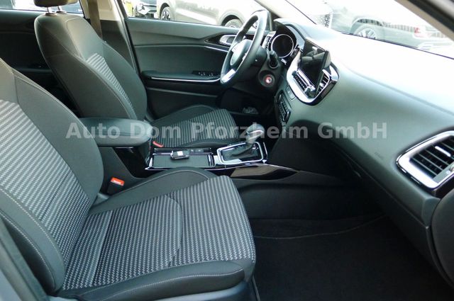 Kia Ceed SW 1.5T DCT Vision / Komfort+