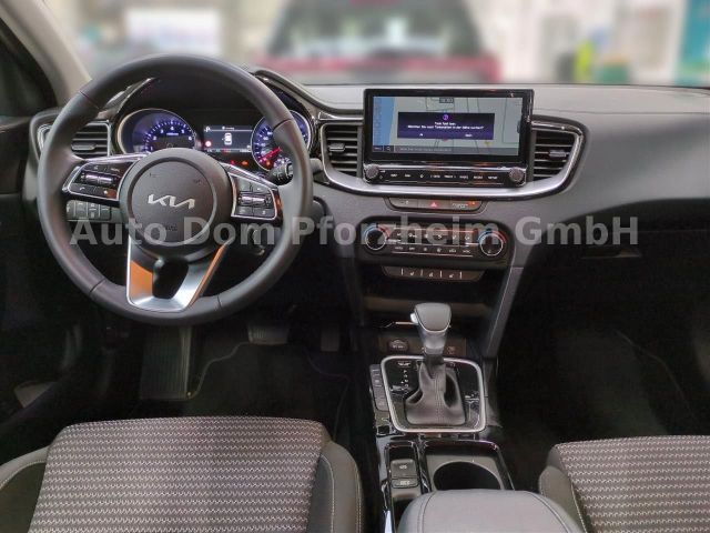 Kia Ceed 1.5T DCT7 SPIRIT /NAVI/UVO/LED