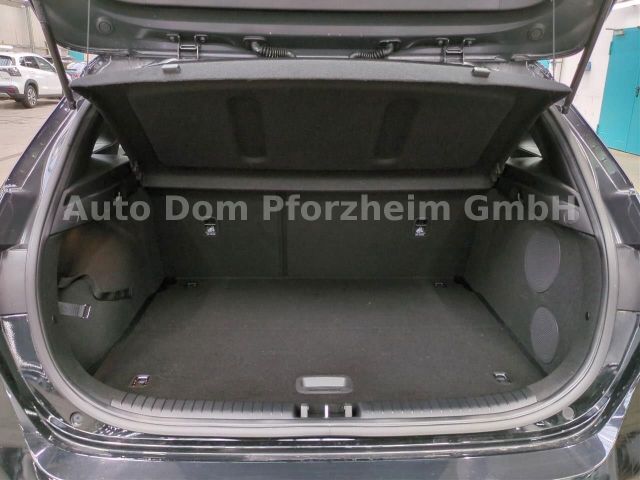 Kia Ceed 1.5T DCT7 SPIRIT /NAVI/UVO/LED