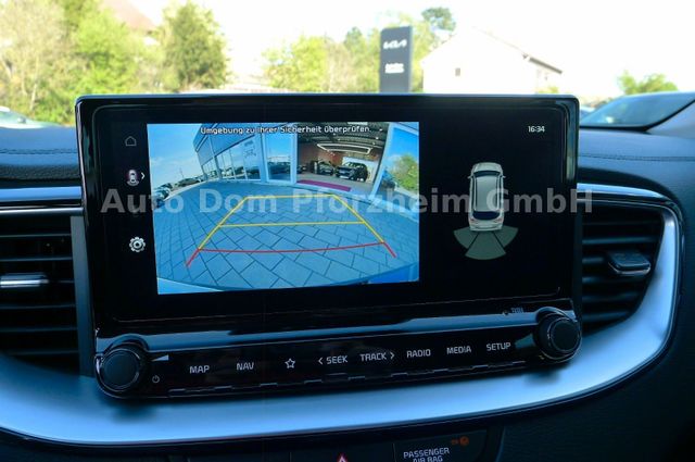 Kia Ceed 1.5T DCT7 SPIRIT /NAVI/UVO/LED