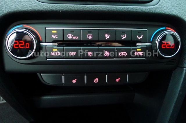 Kia Ceed 1.5 T-GDI MHEV DCT Ultimate Edition