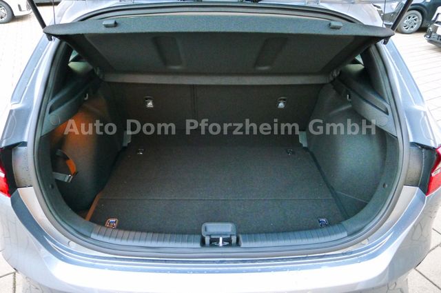 Kia Ceed 1.5 T-GDI MHEV DCT Ultimate Edition