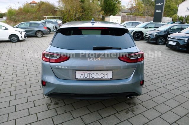 Kia Ceed 1.5 T-GDI MHEV DCT Ultimate Edition