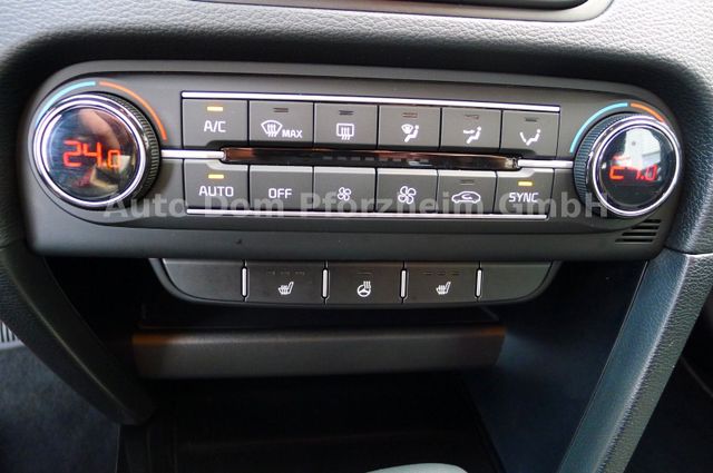 Kia Ceed Sportswagon 1.5 T-GDI DCT SPIRIT/Navi/UVO