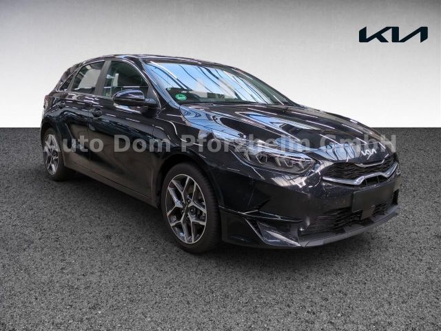 Kia Ceed 1.5T DCT7 SPIRIT /NAVI/UVO/LED