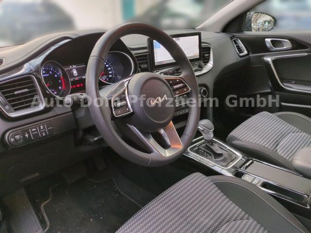 Kia Ceed 1.5T DCT7 SPIRIT /NAVI/UVO/LED