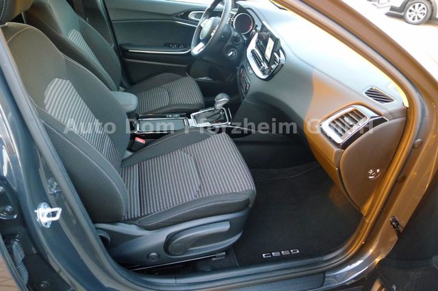 Kia Ceed 1.5T DCT7 SPIRIT /NAVI/UVO