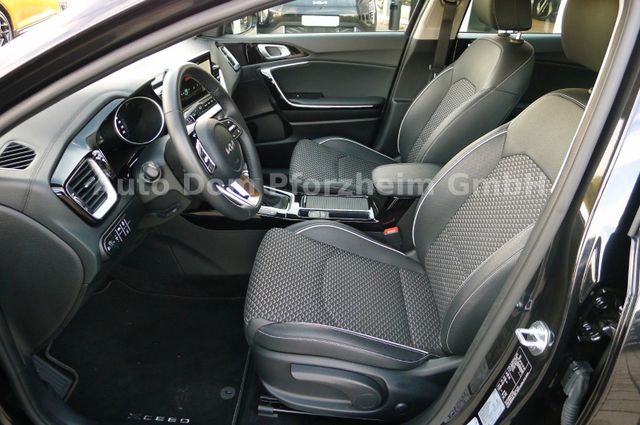 Kia XCeed 1.5 T-GDI DCT Vision + Komfort-Paket/NAVI