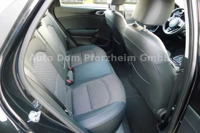 Kia XCeed 1.5 T-GDI DCT Vision + Komfort-Paket/NAVI