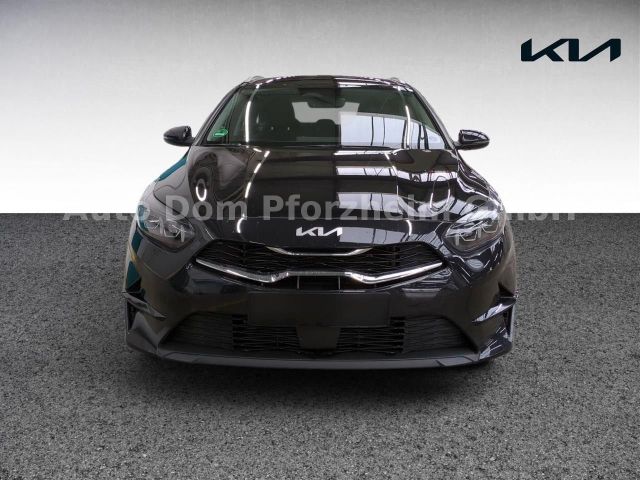 Kia CEED SW 1,5T DCT Spirit /UVO/NAVI