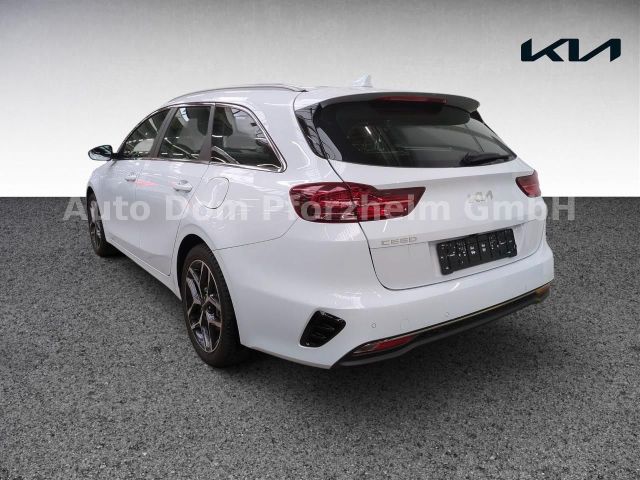 Kia CEED SW 1,5T DCT Spirit /UVO/NAVI/Kamera