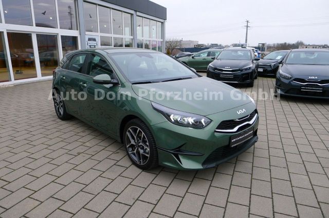 Kia Ceed 1.5T DCT7 SPIRIT /NAVI/UVO/Kamera