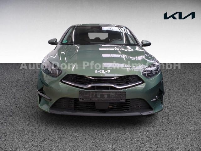 Kia Ceed 1.5T DCT7 SPIRIT /NAVI/UVO/Kamera