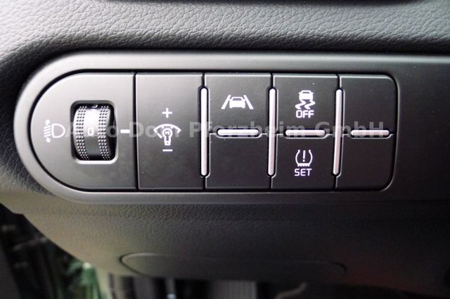 Kia Ceed 1.5T DCT7 SPIRIT /NAVI/UVO/Kamera