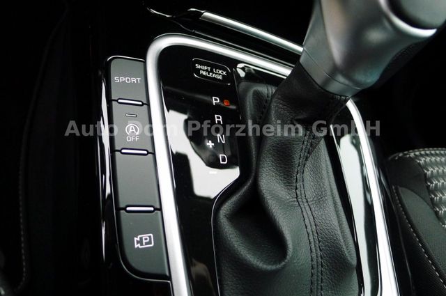 Kia Ceed 1.5T DCT7 SPIRIT /NAVI/UVO/Kamera