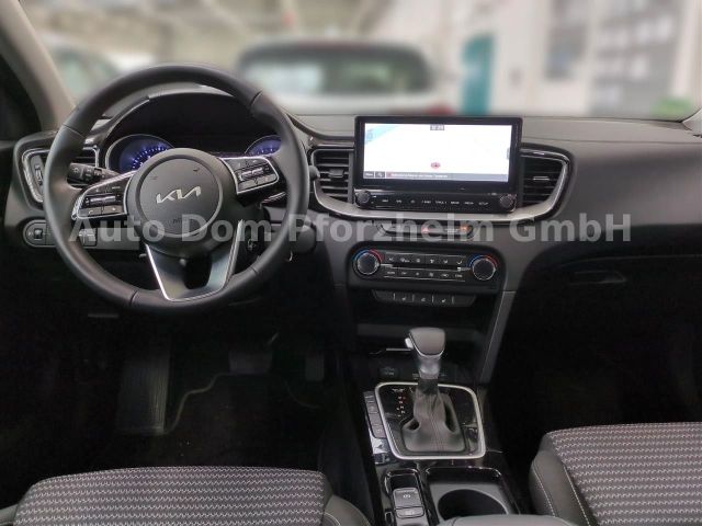 Kia Ceed 1.5T DCT7 SPIRIT /NAVI/UVO/Kamera