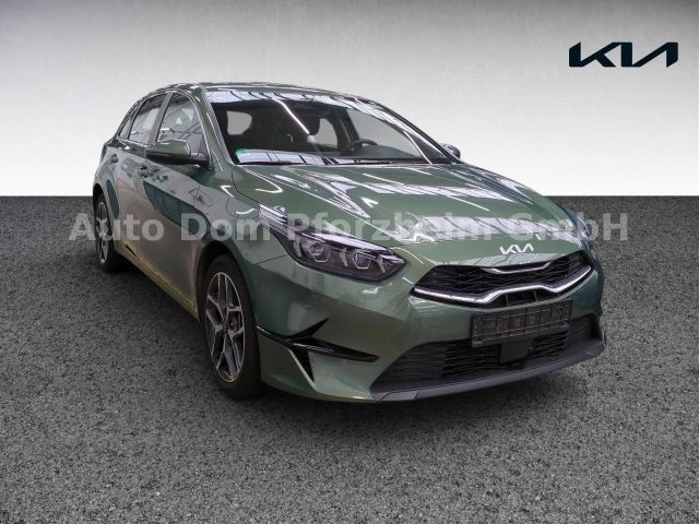 Kia Ceed 1.5T DCT7 SPIRIT /NAVI/UVO/Kamera
