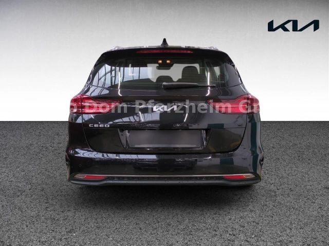 Kia CEED SW 1,5T DCT Spirit /UVO/NAVI/LED