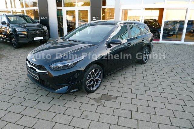 Kia CEED SW 1,5T DCT Spirit /UVO/NAVI/LED