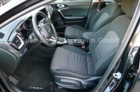 Kia CEED SW 1,5T DCT Spirit /UVO/NAVI/LED