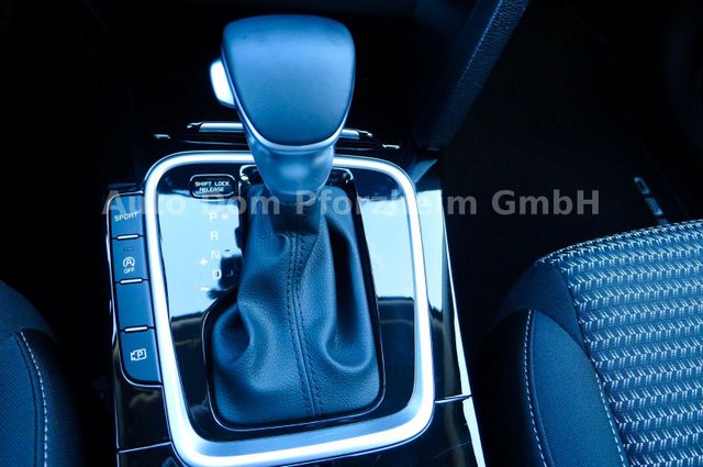 Kia CEED SW 1,5T DCT Spirit /UVO/NAVI