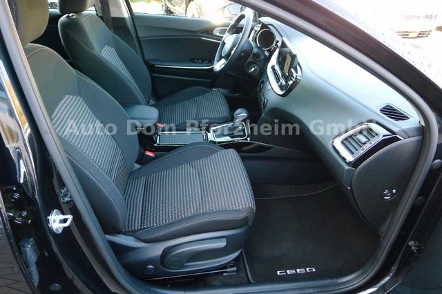 Kia CEED SW 1,5T DCT Spirit /UVO/NAVI