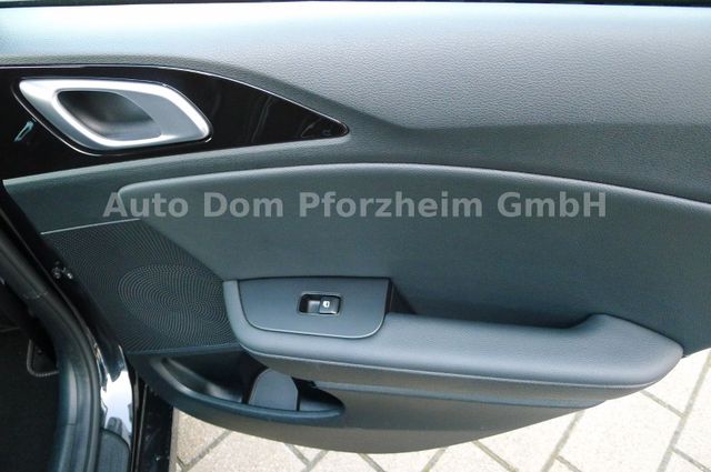 Kia CEED SW 1,5T DCT Spirit /UVO/NAVI