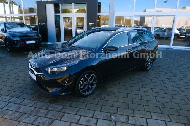Kia CEED SW 1,5T DCT Spirit /UVO/NAVI