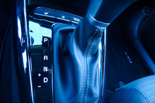 Kia Stonic 1,0T 100 DCT Vision/NAVI