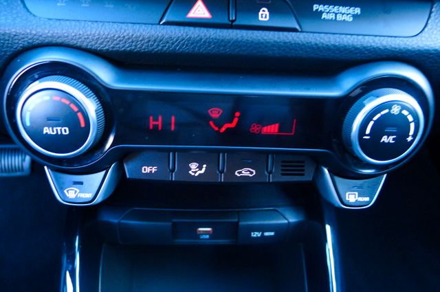 Kia Stonic 1,0T 100 DCT Vision/NAVI