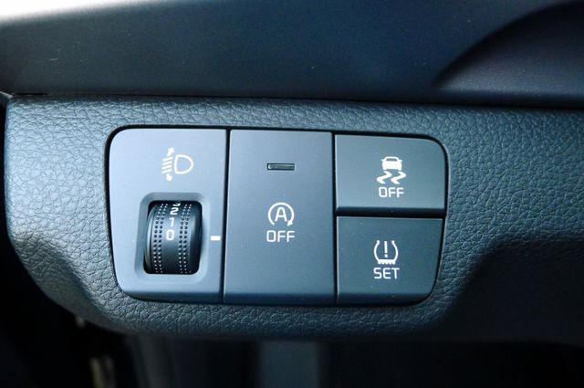 Kia Stonic 1,0T 100 DCT Vision/NAVI