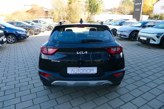 Kia Stonic 1,0T 100 DCT Vision/NAVI