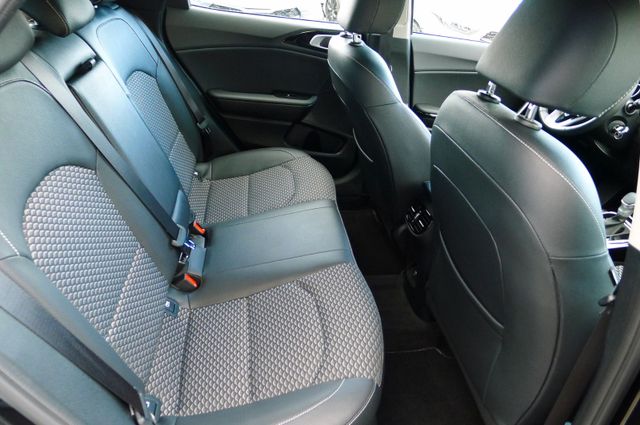 Kia XCeed 1.5 T-GDI DCT Vision /NAVI/UVO/LED