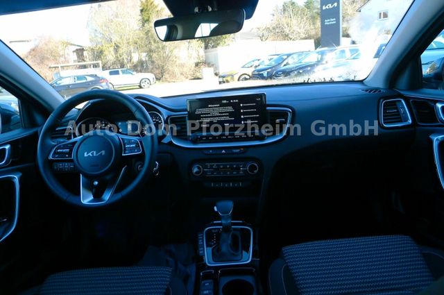 Kia CEED SW 1,5T DCT Spirit /UVO/NAVI