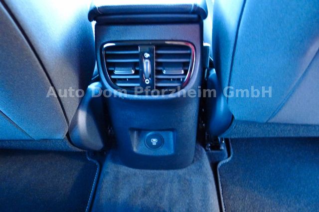 Kia CEED SW 1,5T DCT Spirit /UVO/NAVI